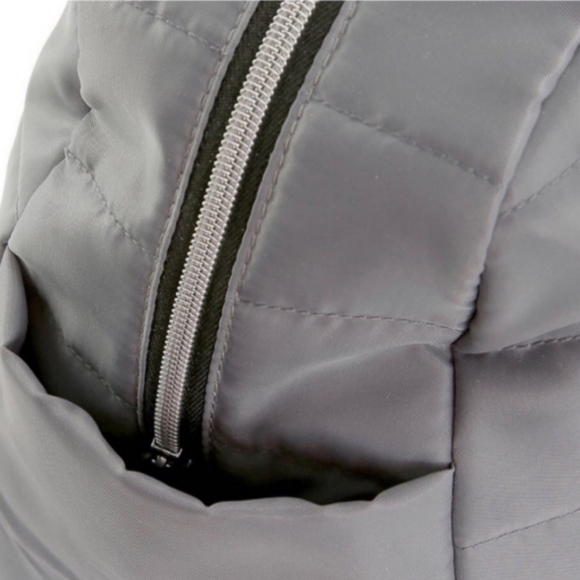 DSW Duffle Bag - Picture 3 of 7